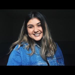 Meet your Posher, Julissa